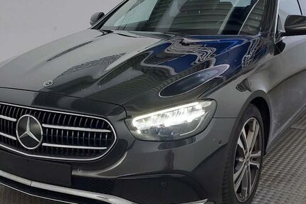 Mercedes-Benz E 200 140.000 km 26.990 &euro; Recklinghausen 45659