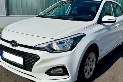 Hyundai i20 57.700 km 9.900 &euro; Bochum 44894