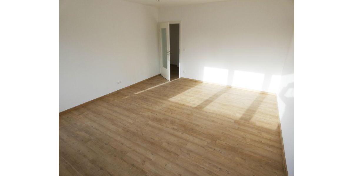 Etagenwohnung Essen Stadtbezirk III - 3 Zimmer, 69 m&sup2;, 738&euro; | Angebot:26232666