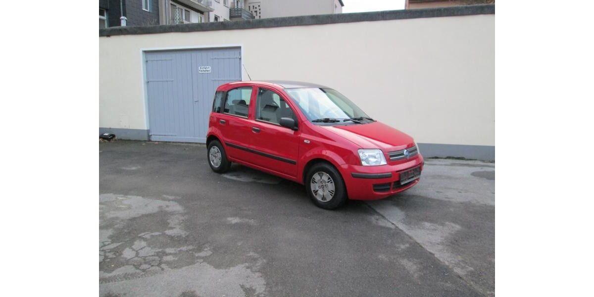 Fiat Panda 140.300 km 2.590 &euro; Duisburg 47057
