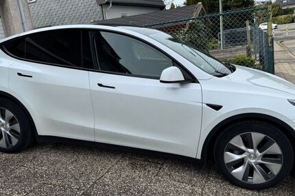 Tesla Model Y 63.800 km 30.850 &euro; Bochum 44869