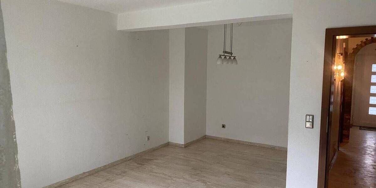 Reihenmittelhaus Essen Borbeck-Mitte - 5 Zimmer, 138 m&sup2;, 409.000&euro; | Angebot:26245229