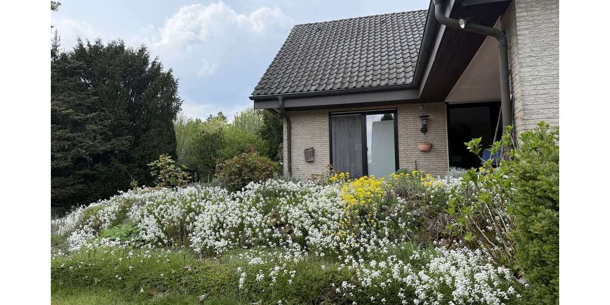 Einfamilienhaus Dülmen - 8 Zimmer, 307 m&sup2;, 435.000&euro; | Angebot:23745429