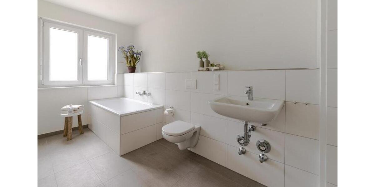 Etagenwohnung Bochum Wiemelhausen - 2 Zimmer, 65 m&sup2;, 948&euro; | Angebot:26272878