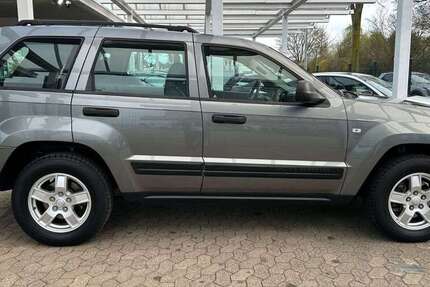 Jeep Grand Cherokee 245.000 km 7.950 &euro; Dinslaken 46539