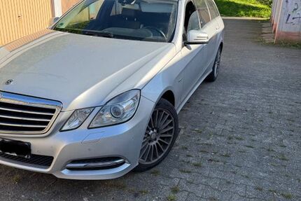 Mercedes-Benz E 220 222.500 km 10.500 &euro; Herne 44628