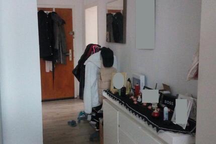 Wohnung Bochum Querenburg - 2 Zimmer, 76 m&sup2;, 750&euro; | Angebot:26279646