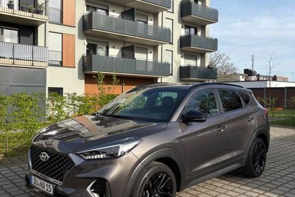 Hyundai TUCSON 33.383 km 22.999 &euro; Duisburg 47055