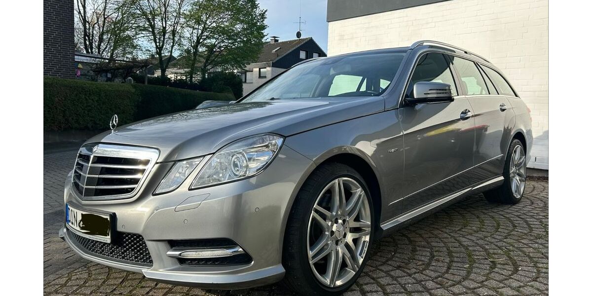 Mercedes-Benz E 350 207.000 km 14.200 &euro; Dinslaken 46535
