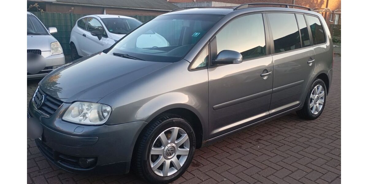 VW Touran 308.000 km 2.800 &euro; Gladbeck 45968