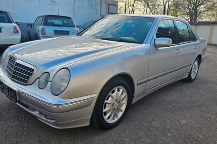 Mercedes-Benz E 240 145.692 km 4.650 &euro; Oberhausen 46119