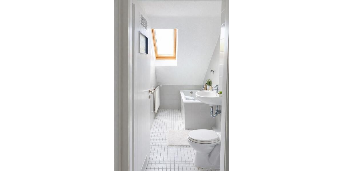 Dachgeschoßwohnung Duisburg Beeck - 2 Zimmer, 40 m&sup2;, 450&euro; | Angebot:26194870