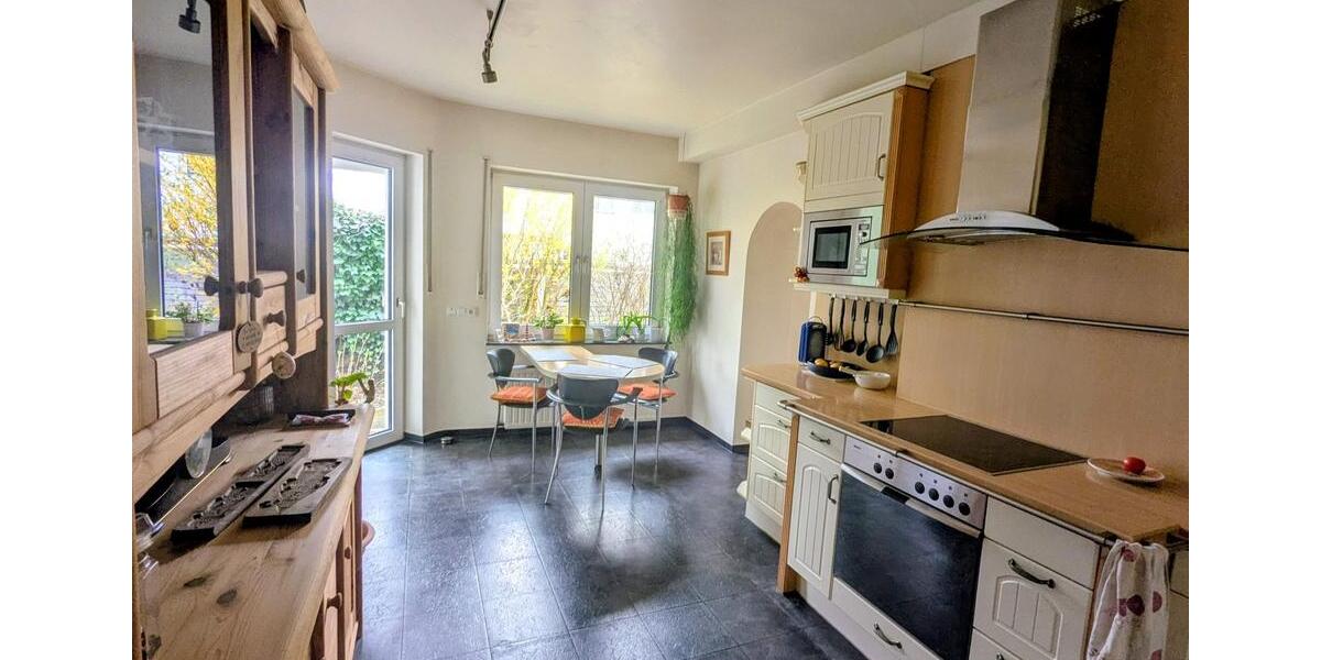 Einfamilienhaus Dorsten - 7 Zimmer, 200 m&sup2;, 480.000&euro; | Angebot:26059934