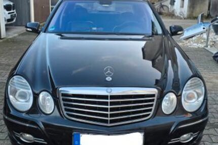 Mercedes-Benz E 320 274.000 km 5.500 &euro; Recklinghausen 45661