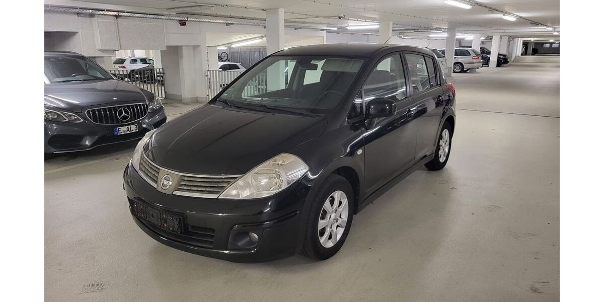 Nissan Tiida 176.000 km 3.000 &euro; Essen 45326