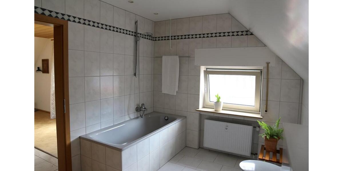 Einfamilienhaus Essen Stadtbezirk VII - 11 Zimmer, 280 m&sup2;, 895.000&euro; | Angebot:26036338