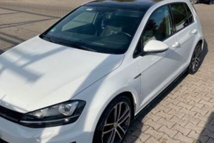 VW Golf 240.000 km 11.000 &euro; Duisburg 47166