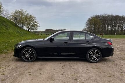BMW 320 99.979 km 23.490 &euro; Wesel 46483