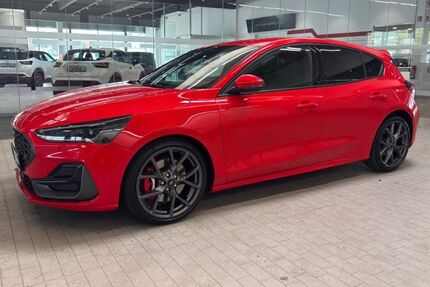 Ford Focus 34.936 km 28.780 &euro; Oberhausen 46049