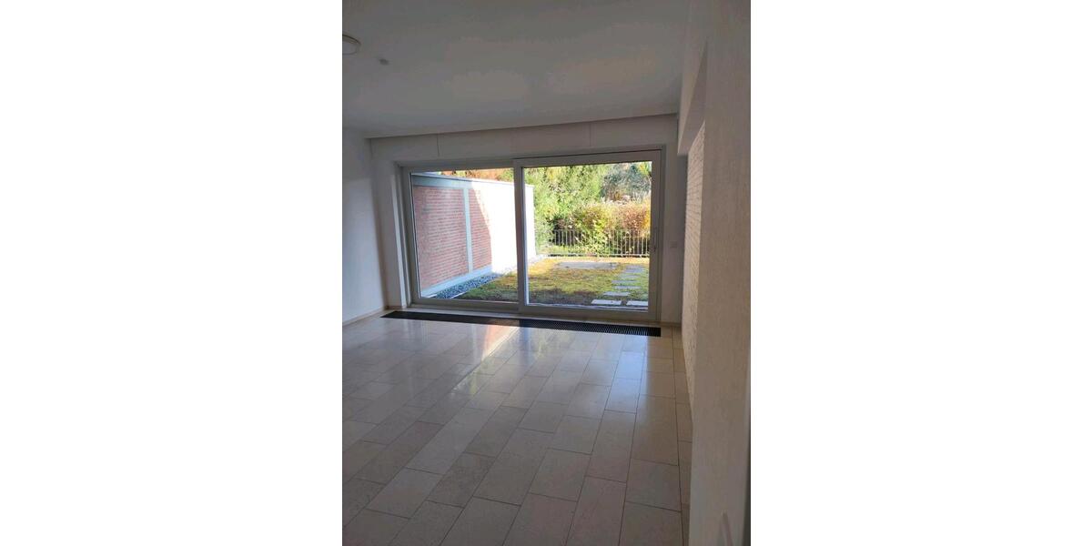 Etagenwohnung Recklinghausen Berghausen - 9 Zimmer, 33 m&sup2;, 455&euro; | Angebot:26023940