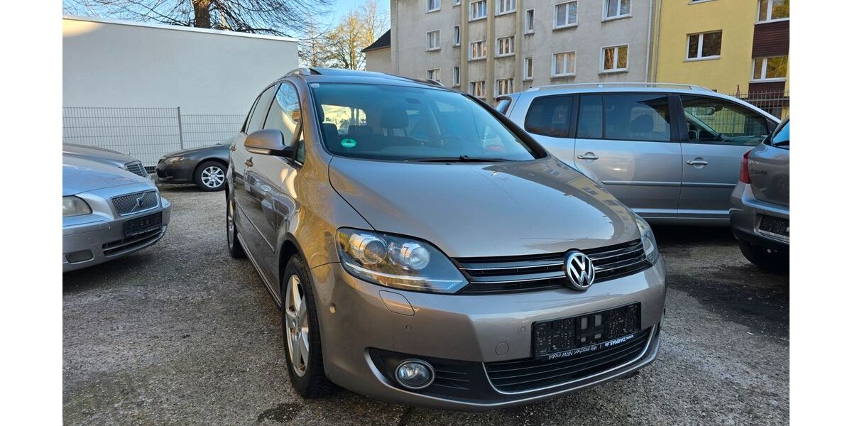 VW Golf 163.000 km 8.300 &euro; Essen 45144