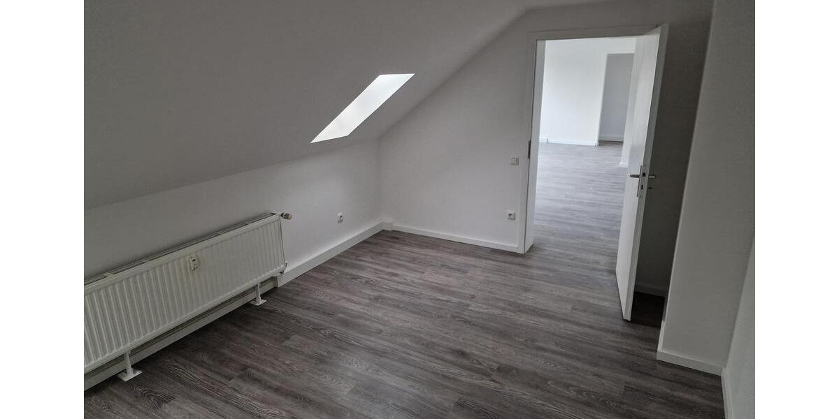 Etagenwohnung Duisburg Mittelmeiderich - 3 Zimmer, 74 m&sup2;, 630&euro; | Angebot:25614422