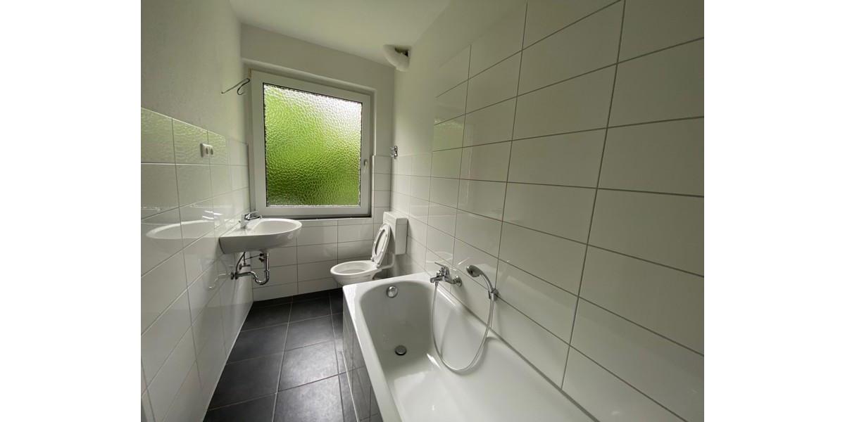 Erdgeschoßwohnung Essen Stadtbezirk VI - 2 Zimmer, 37 m&sup2;, 373&euro; | Angebot:26275261