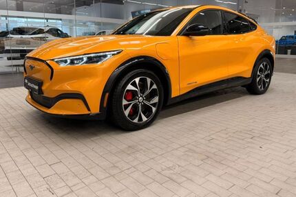 Ford Mustang Mach-E 71.724 km 26.470 &euro; Dinslaken 46539