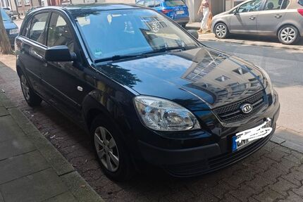 Kia Rio 86.000 km 3.500 &euro; herne 44629