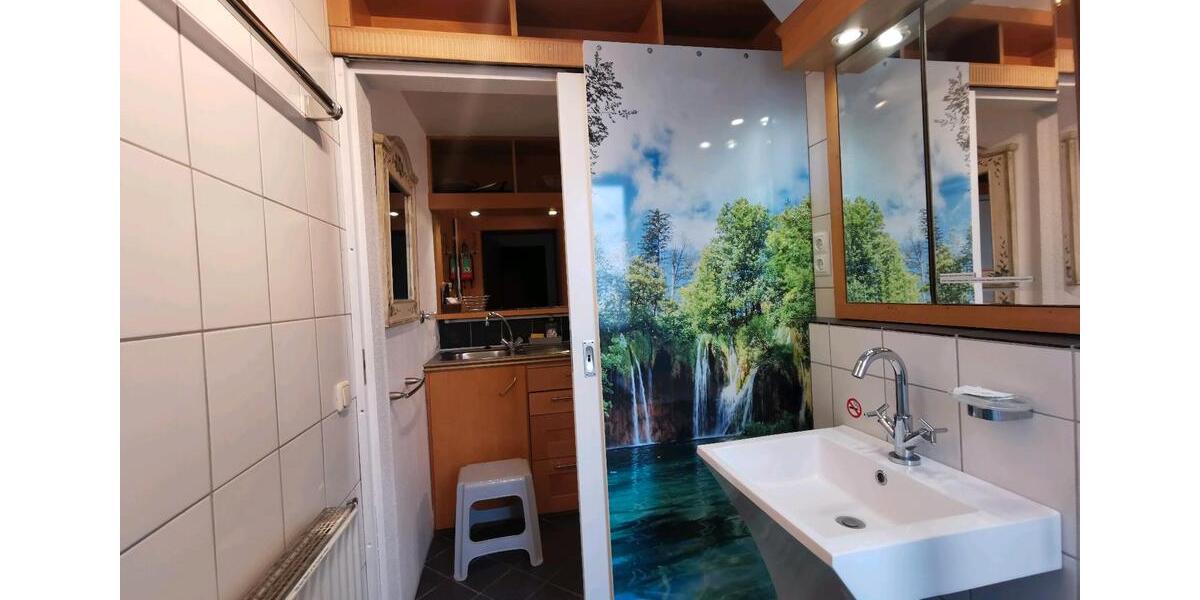 Dachgeschoßwohnung Essen Stadtbezirk III - 1 Zimmer, 1.150&euro; | Angebot:21475721