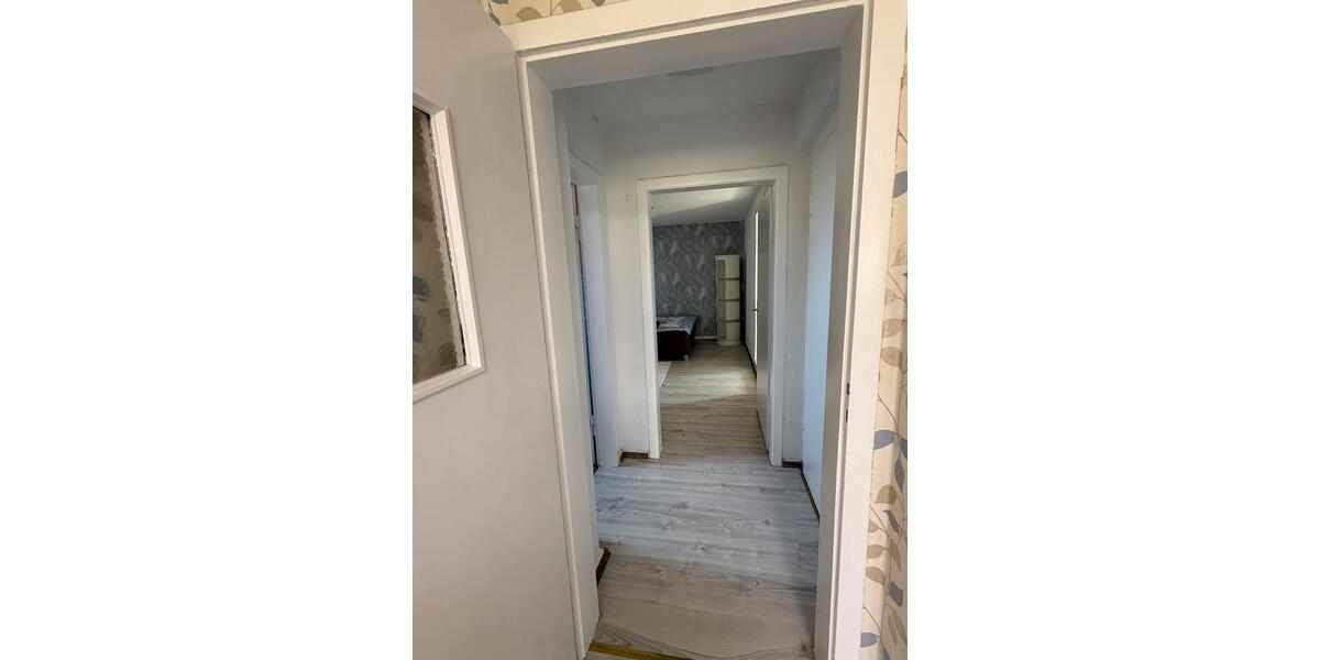 Dachgeschoßwohnung Gelsenkirchen Buer - 3.5 Zimmer, 65 m&sup2;, 750&euro; | Angebot:25840848