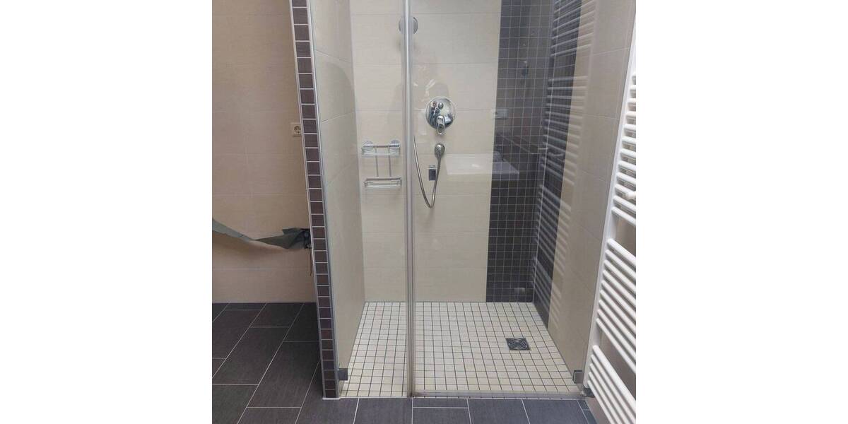 Etagenwohnung Bottrop Feldhausen - 4 Zimmer, 120 m&sup2;, 800&euro; | Angebot:26289781