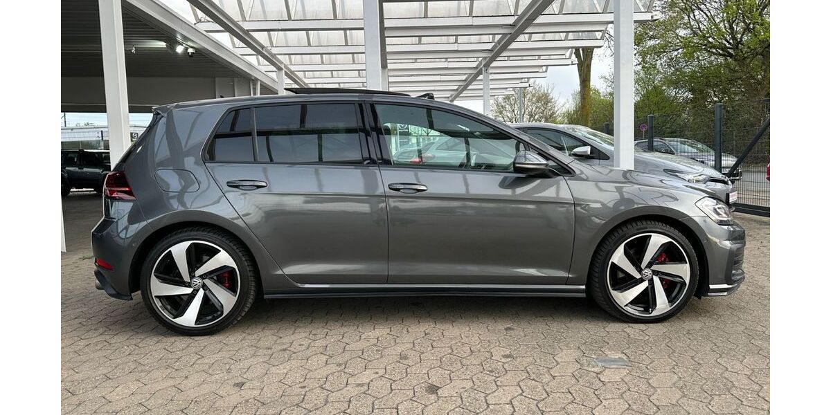 VW Golf 175.000 km 17.950 &euro; Dinslaken 46539