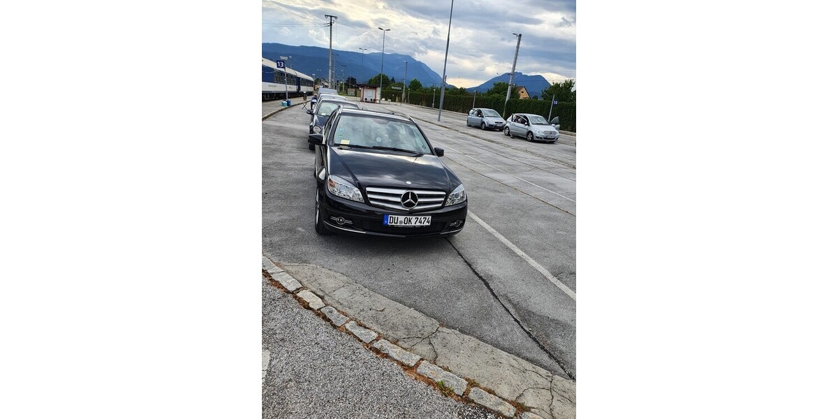 Mercedes-Benz C 180 200.000 km 7.890 &euro; Duisburg 47051