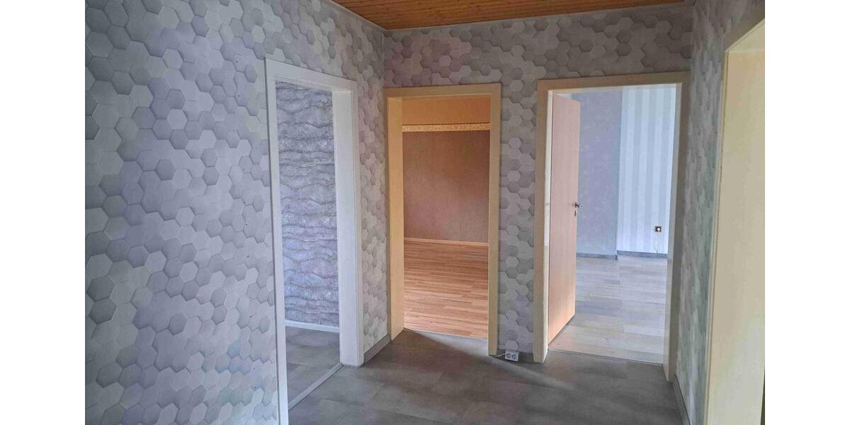 Erdgeschoßwohnung Essen Stadtbezirk VII - 3.5 Zimmer, 120.000&euro; | Angebot:21987300