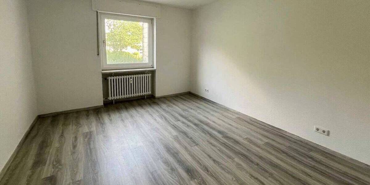 Etagenwohnung Dinslaken Bruch - 6 Zimmer, 152 m&sup2;, 311.000&euro; | Angebot:26128571