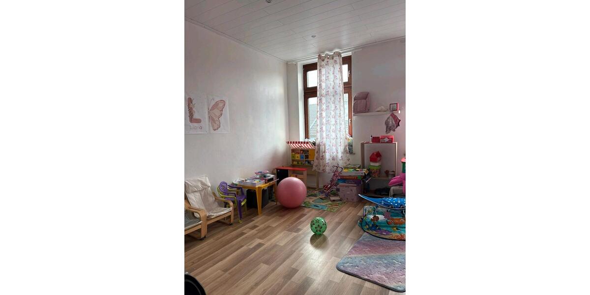 Etagenwohnung Duisburg Mittelmeiderich - 3 Zimmer, 85 m&sup2;, 820&euro; | Angebot:25838651