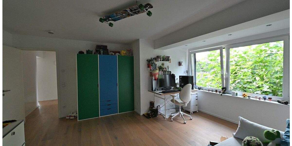 Einfamilienhaus Mülheim Broich - 7 Zimmer, 399 m&sup2;, 1.495.000&euro; | Angebot:25663252