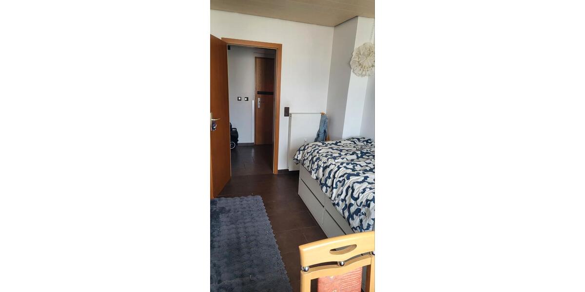 Etagenwohnung Essen Stadtbezirk III - 4 Zimmer, 103 m&sup2;, 1.075&euro; | Angebot:26292985