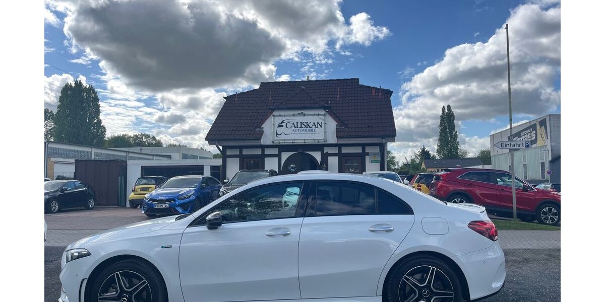 Mercedes-Benz A 250 54.844 km 22.290 &euro; Dinslaken 46539