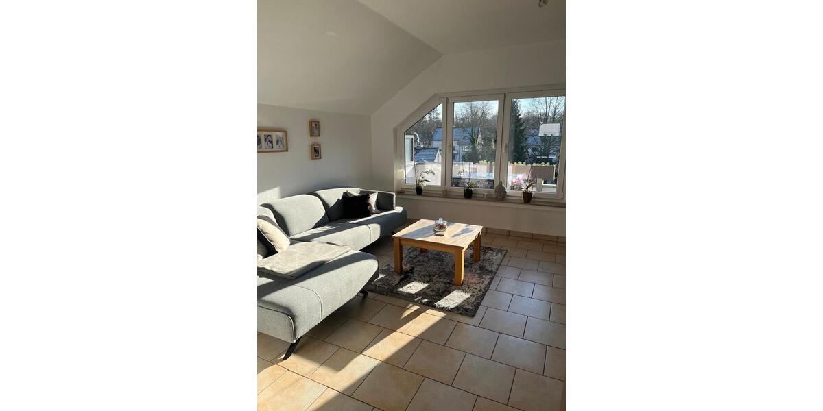 Dachgeschoßwohnung Bochum Günnigfeld - 3.5 Zimmer, 90 m&sup2;, 249.000&euro; | Angebot:25655953