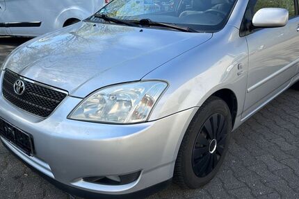 Toyota Corolla 179.898 km 2.390 &euro; Essen 45356