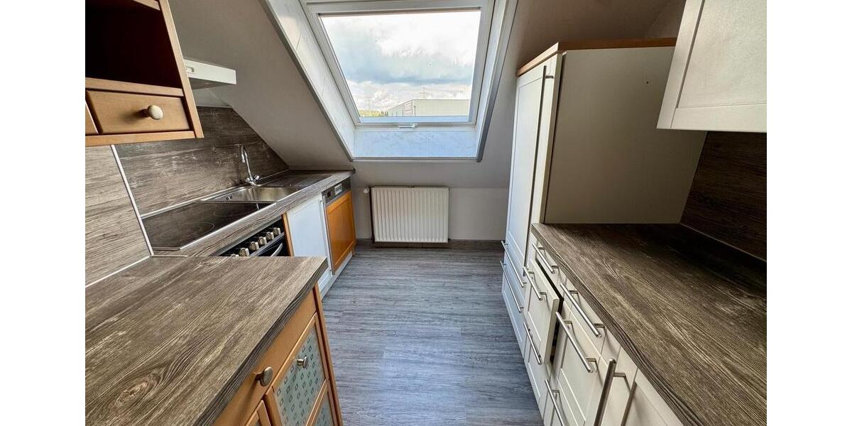 Dachgeschoßwohnung Herne Wanne - 3 Zimmer, 60 m&sup2;, 470&euro; | Angebot:26297040