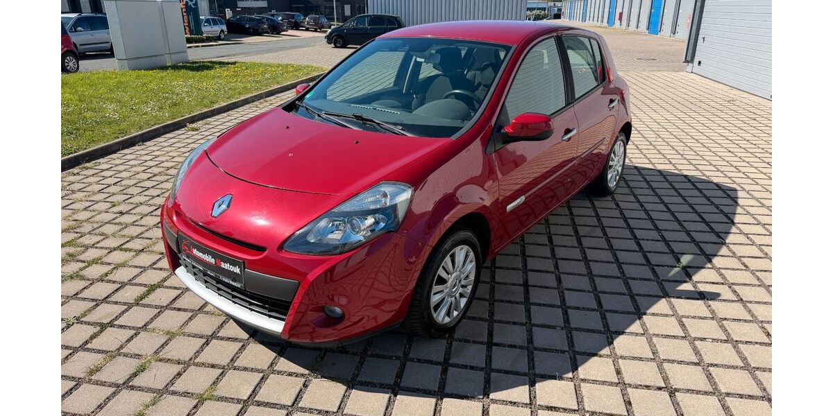 Renault Clio 126.000 km 3.650 &euro; Essen 45329