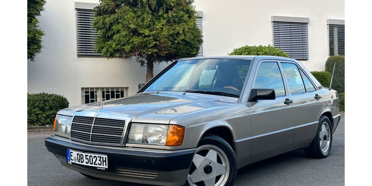 Mercedes-Benz 190 118.000 km 22.700 &euro; Essen 45356