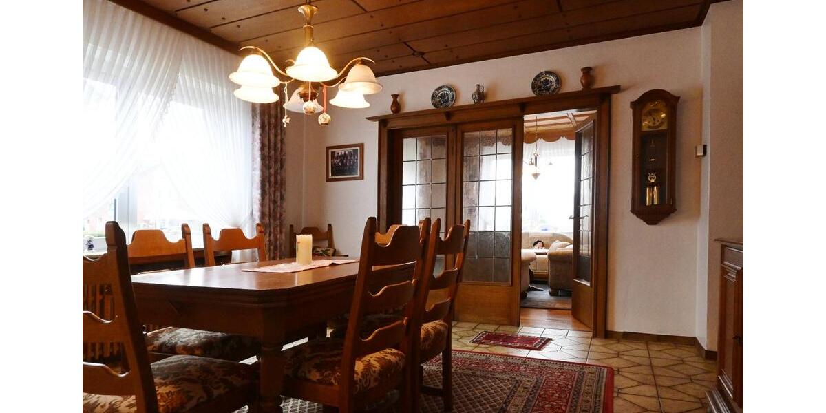 Einfamilienhaus Borken - 9 Zimmer, 158 m&sup2;, 295.000&euro; | Angebot:26906429