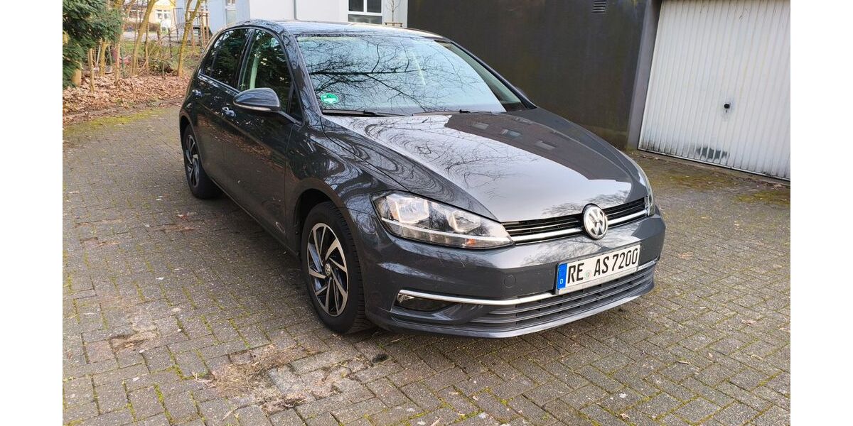 VW Golf 113.000 km 13.300 &euro; Marl 45768