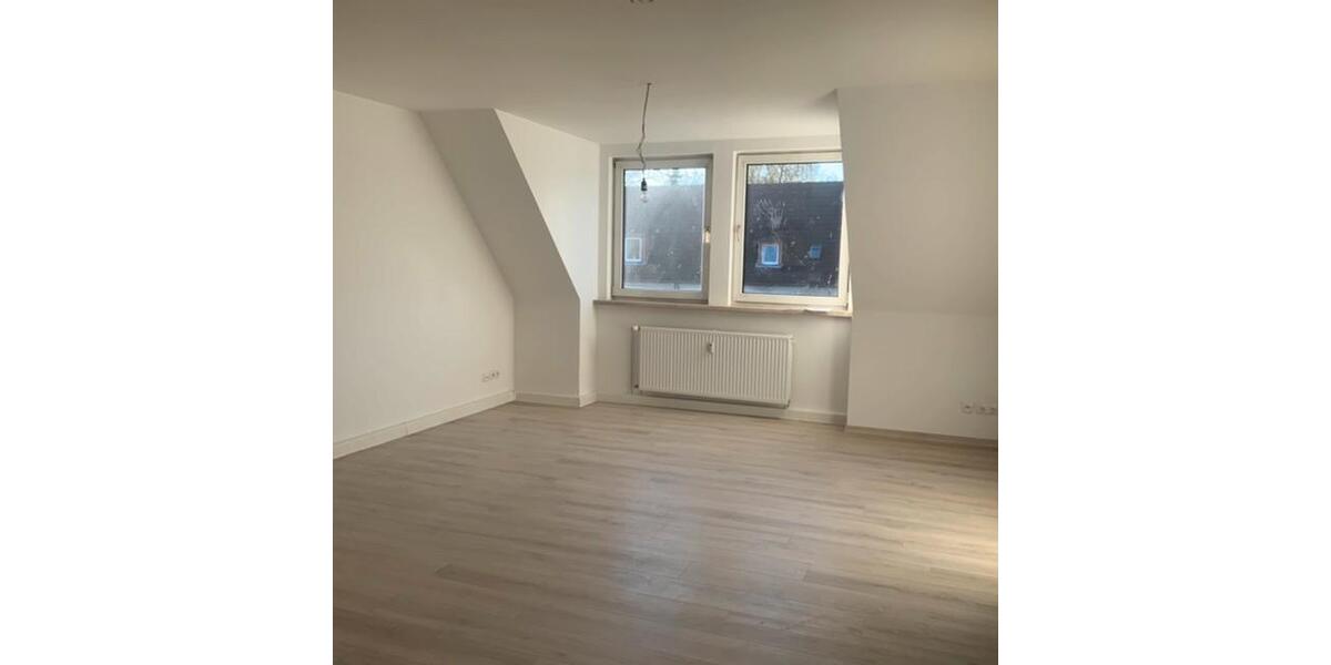 Dachgeschoßwohnung Herne Wanne - 2 Zimmer, 65 m&sup2;, 424&euro; | Angebot:25784507