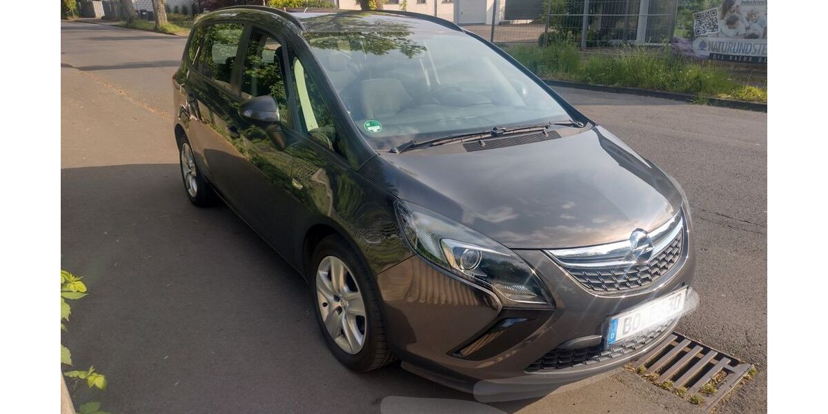 Opel Zafira Tourer 199.980 km 4.150 &euro; Bochum 44894