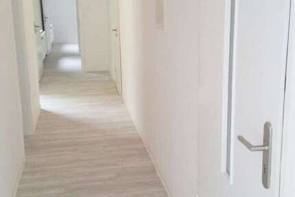 Wohnung Duisburg Neudorf-Nord - 3 Zimmer, 95 m&sup2;, 805&euro; | Angebot:26200712